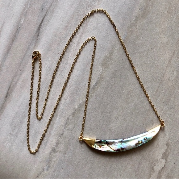 NEW!  14K Gold Abalone Crescent Necklace - Picture 2 of 7